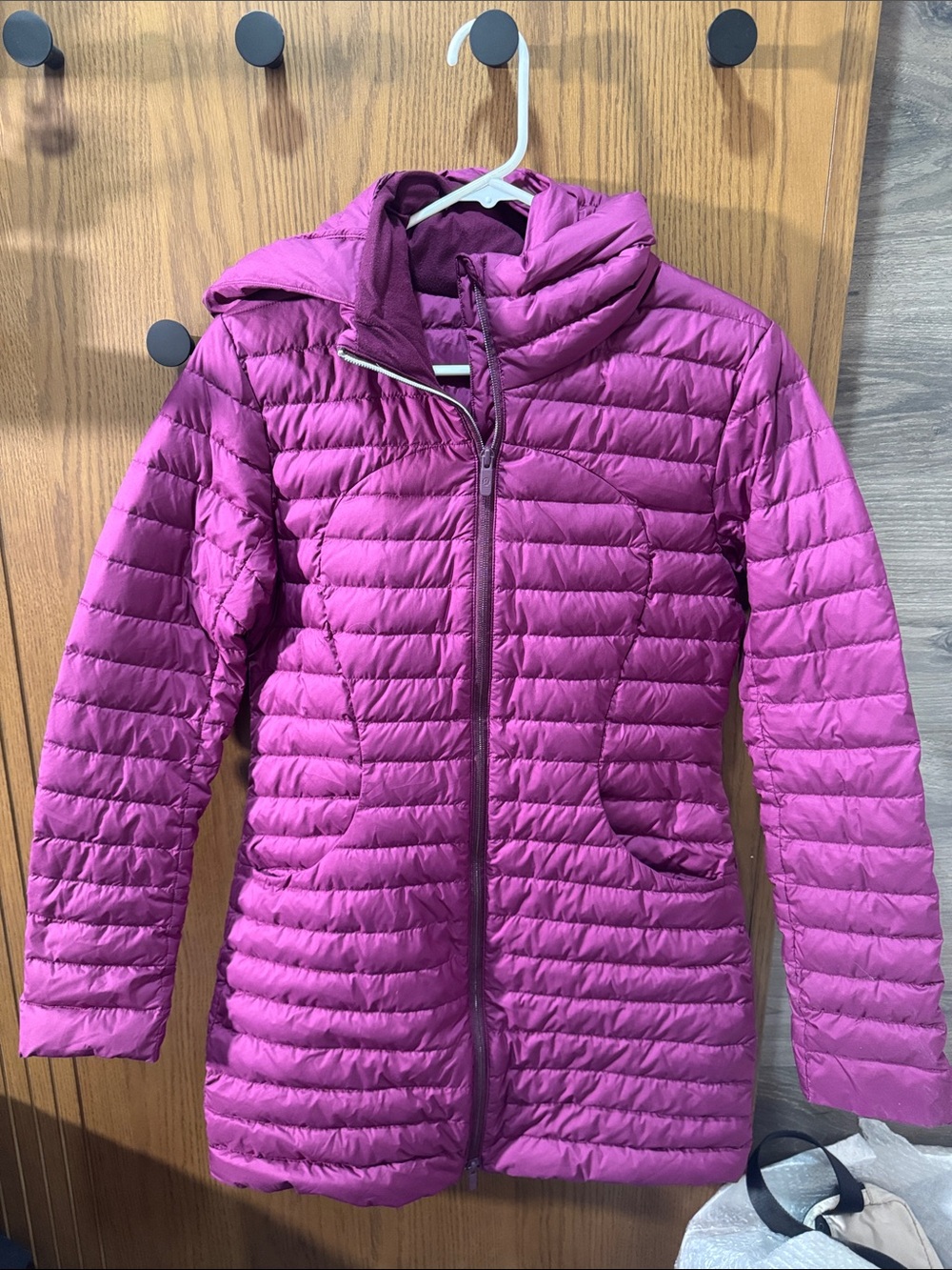 lululemon athletica Puffer Jacket in Bright Magenta